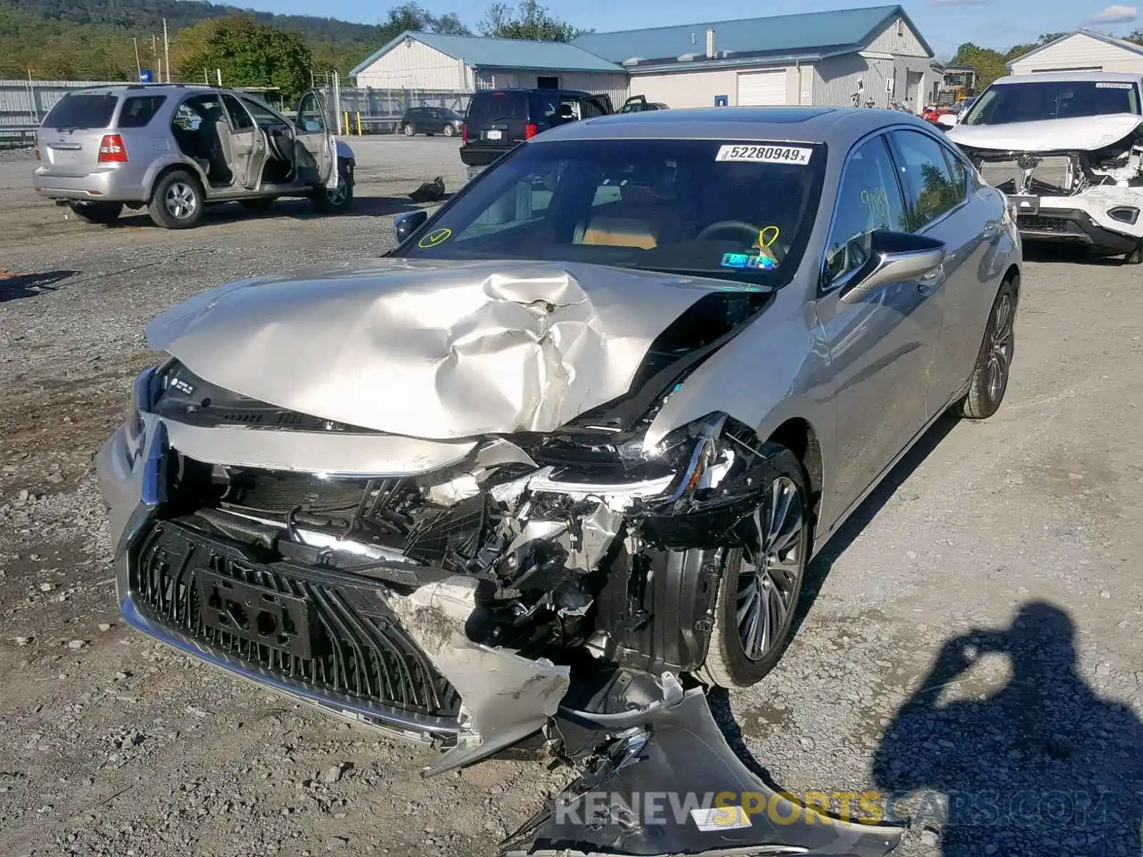 2 Photograph of a damaged car 58ABZ1B14KU042133 LEXUS ES350 2019