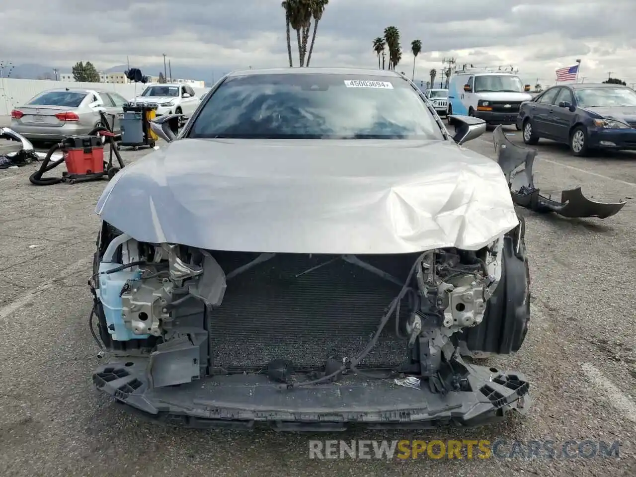 5 Photograph of a damaged car 58ABZ1B15KU005771 LEXUS ES350 2019