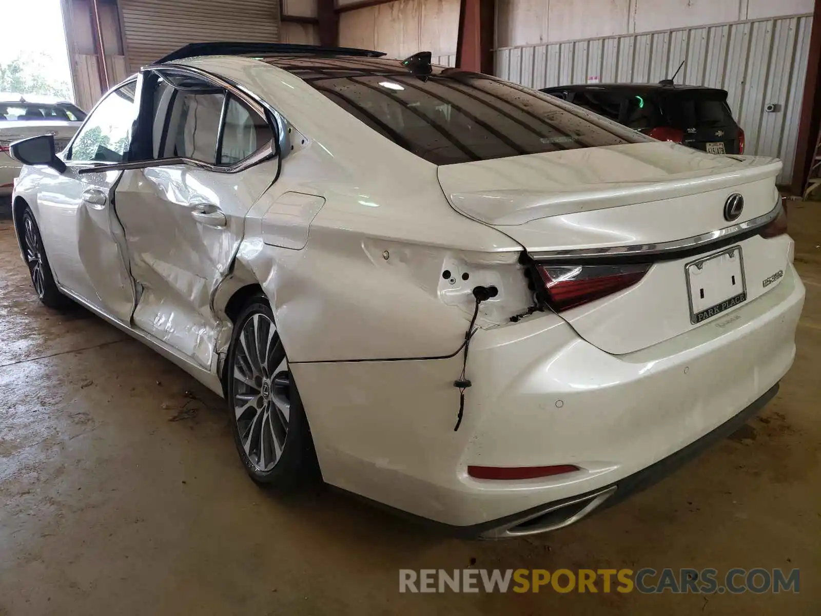 3 Photograph of a damaged car 58ABZ1B15KU008976 LEXUS ES350 2019