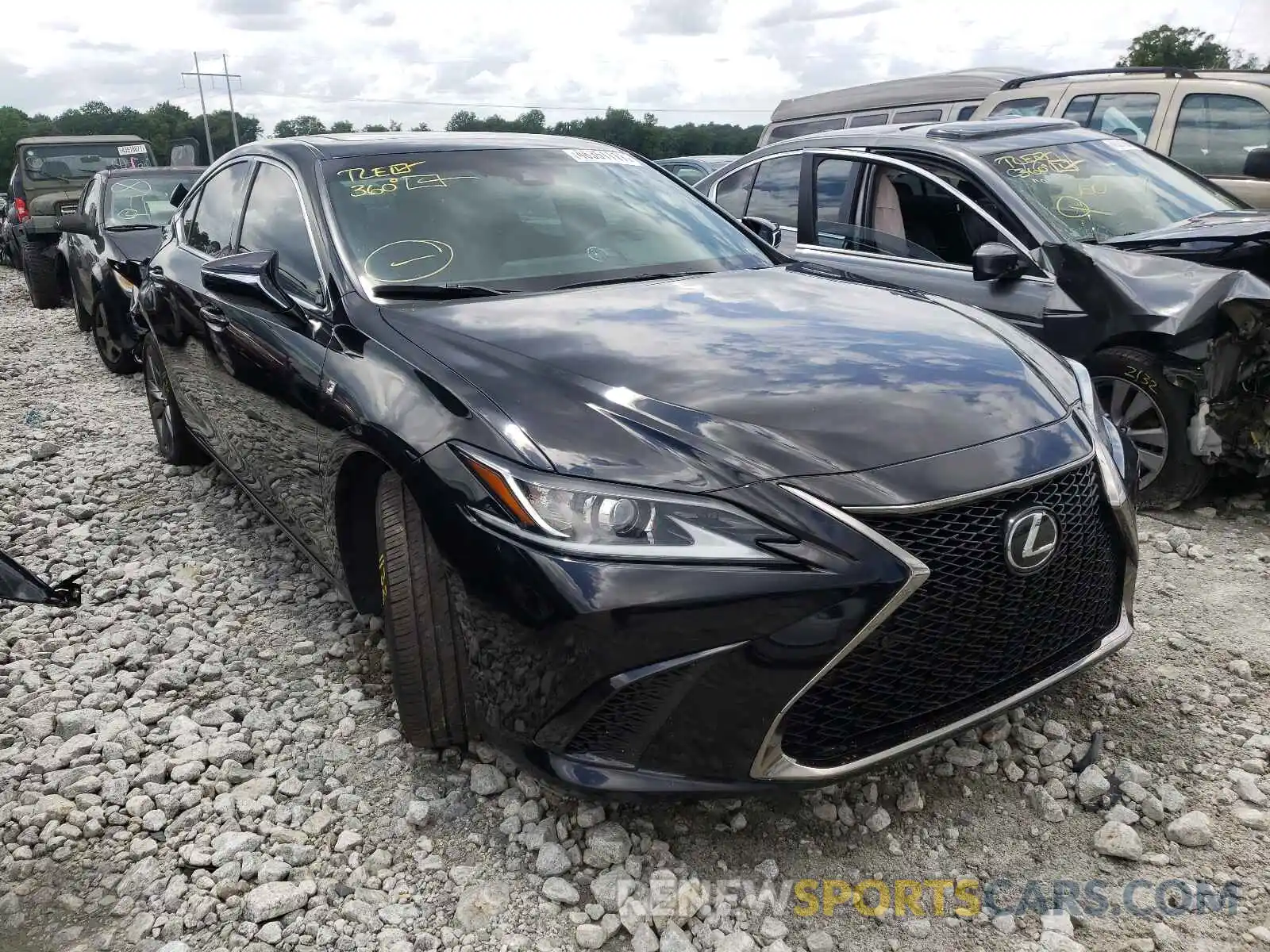 1 Photograph of a damaged car 58ABZ1B15KU015152 LEXUS ES350 2019