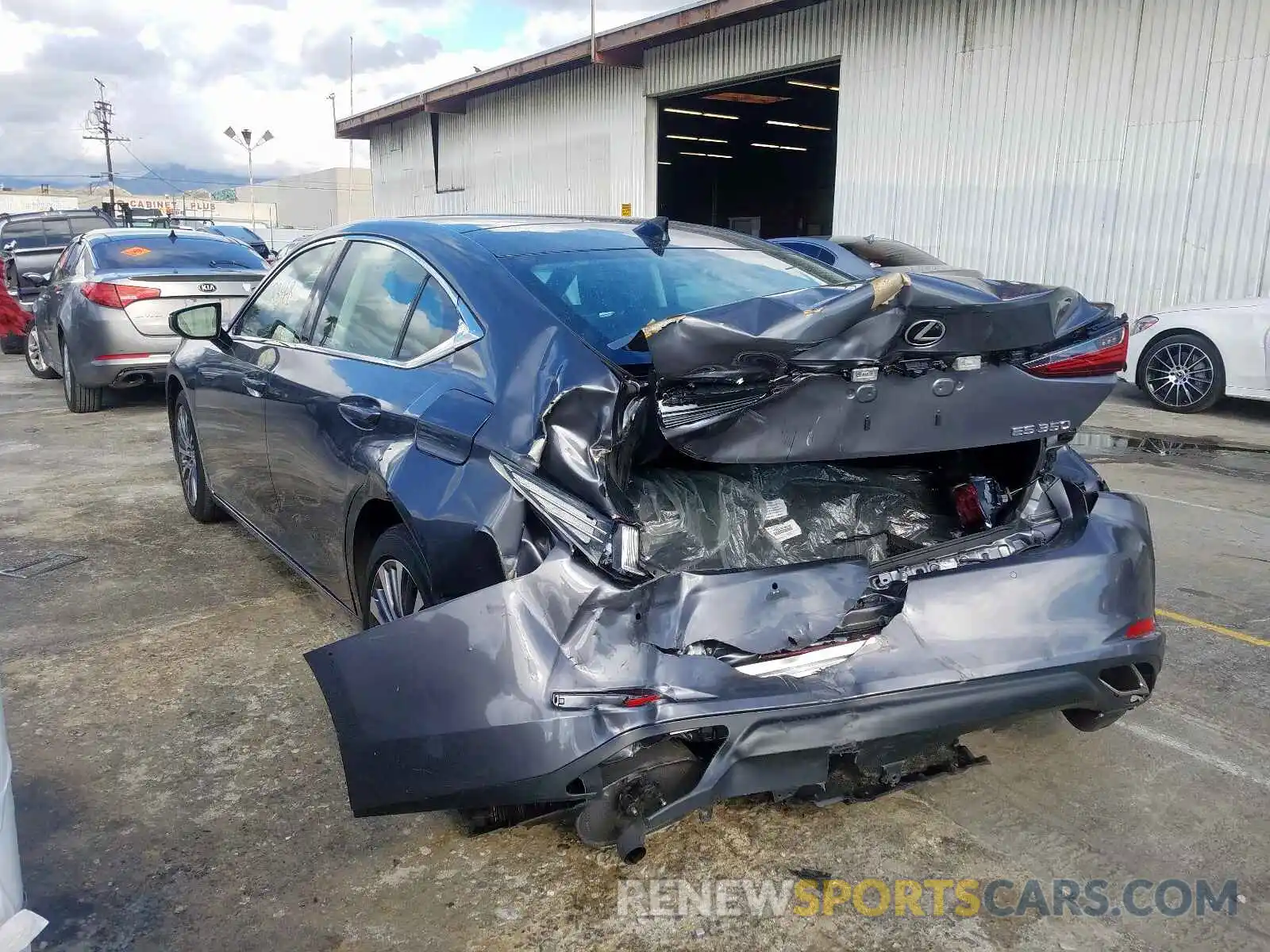 3 Photograph of a damaged car 58ABZ1B15KU019802 LEXUS ES350 2019