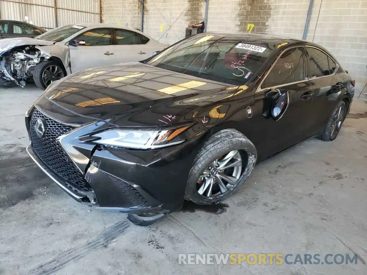 2 Photograph of a damaged car 58ABZ1B15KU025129 LEXUS ES350 2019