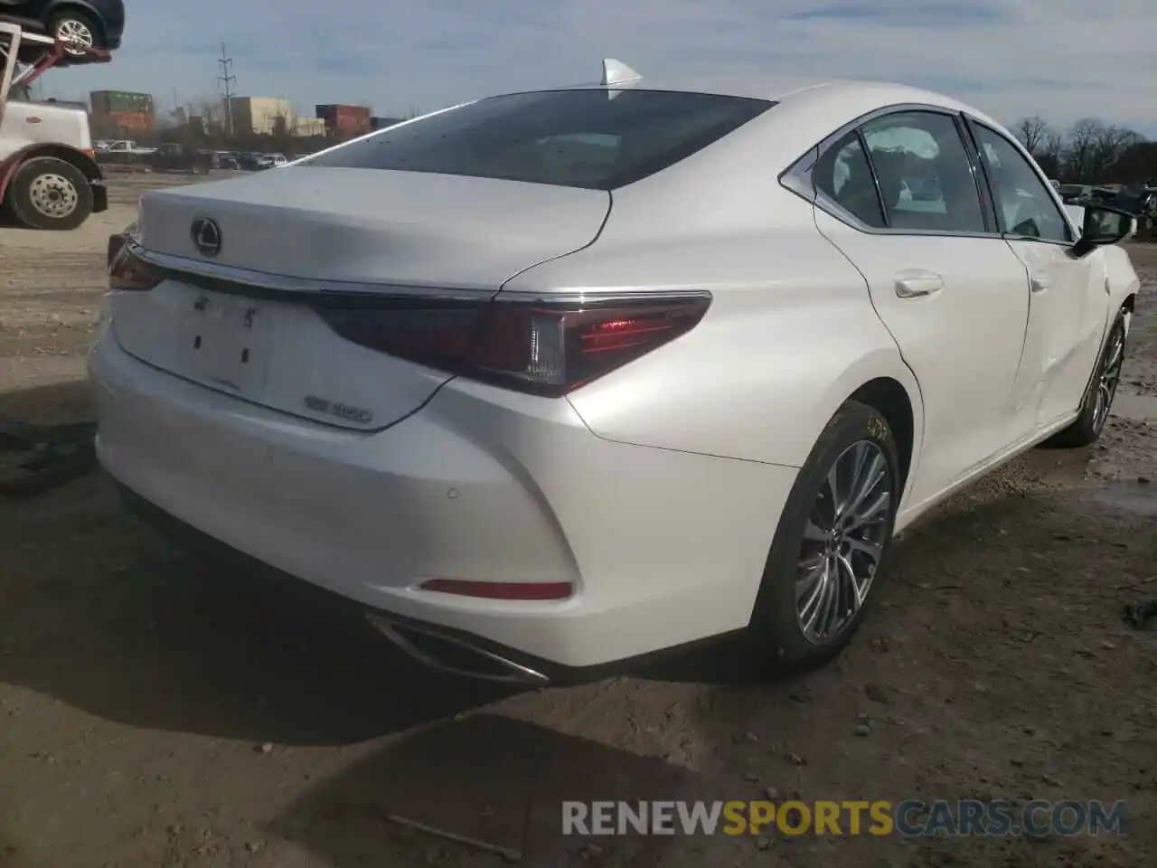 4 Photograph of a damaged car 58ABZ1B15KU030413 LEXUS ES350 2019