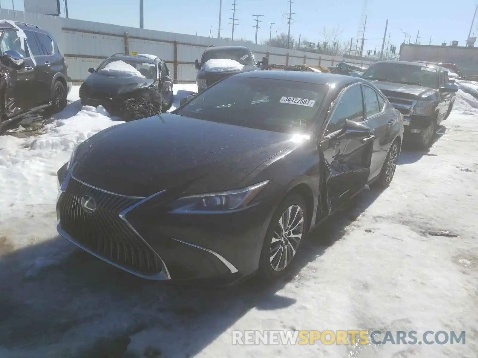 9 Photograph of a damaged car 58ABZ1B15KU033957 LEXUS ES350 2019