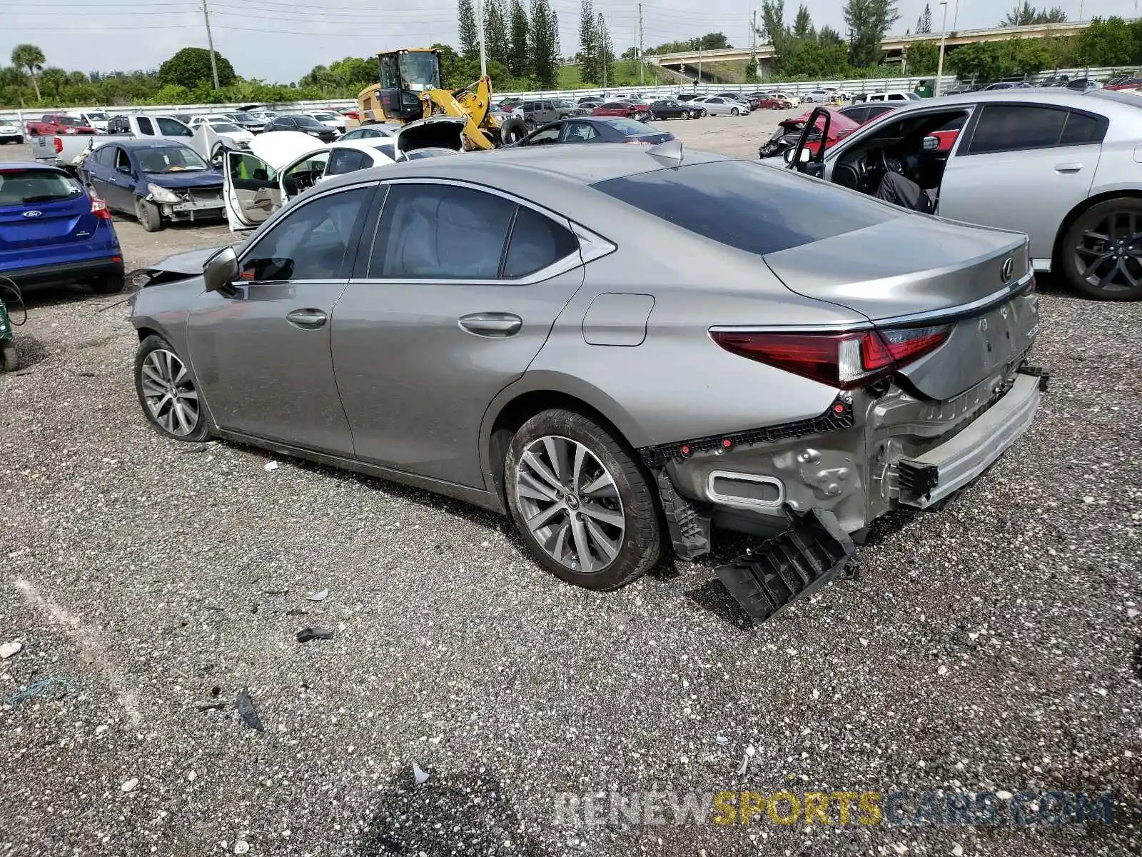 3 Photograph of a damaged car 58ABZ1B15KU035238 LEXUS ES350 2019