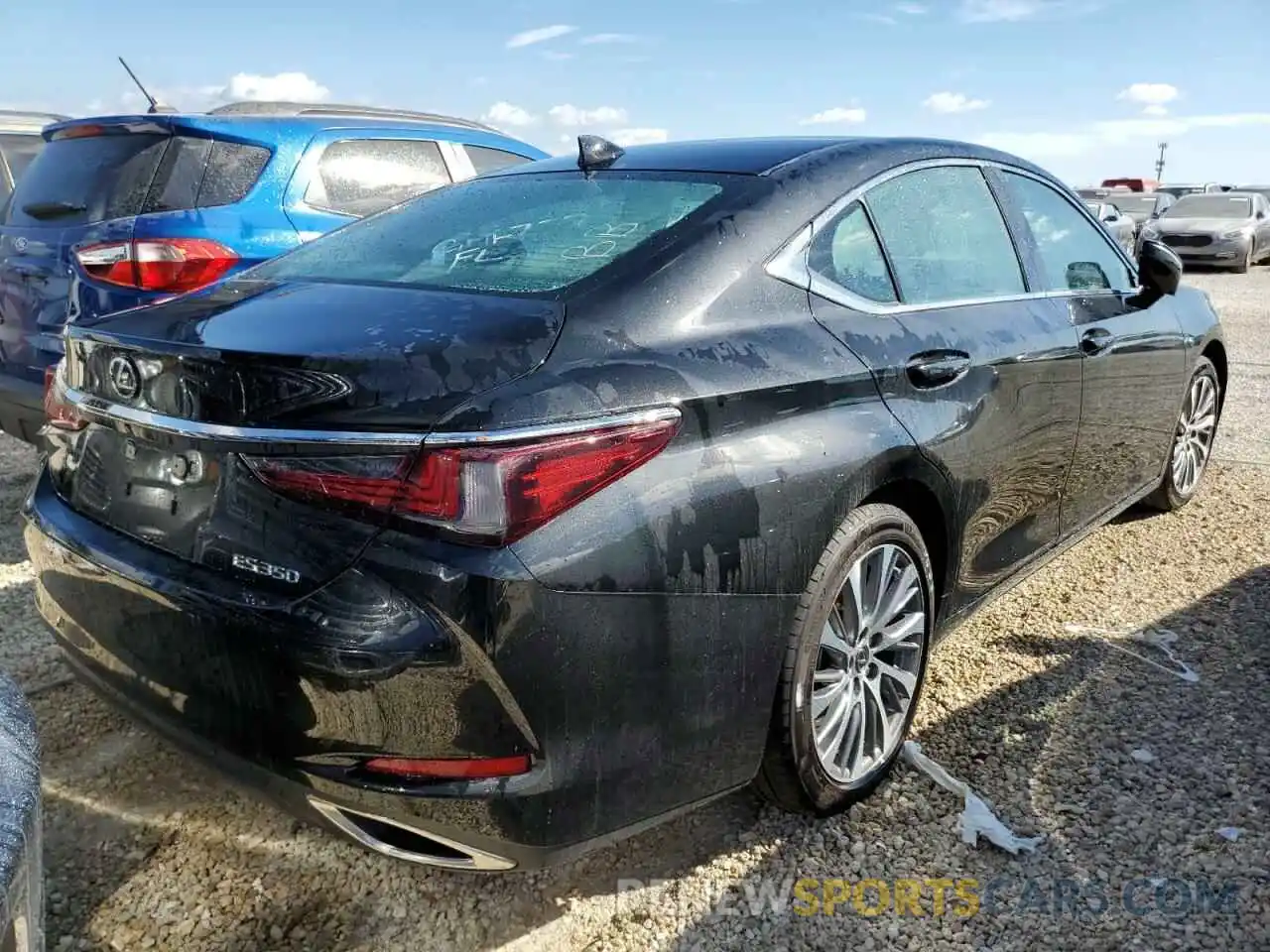 4 Photograph of a damaged car 58ABZ1B15KU035501 LEXUS ES350 2019