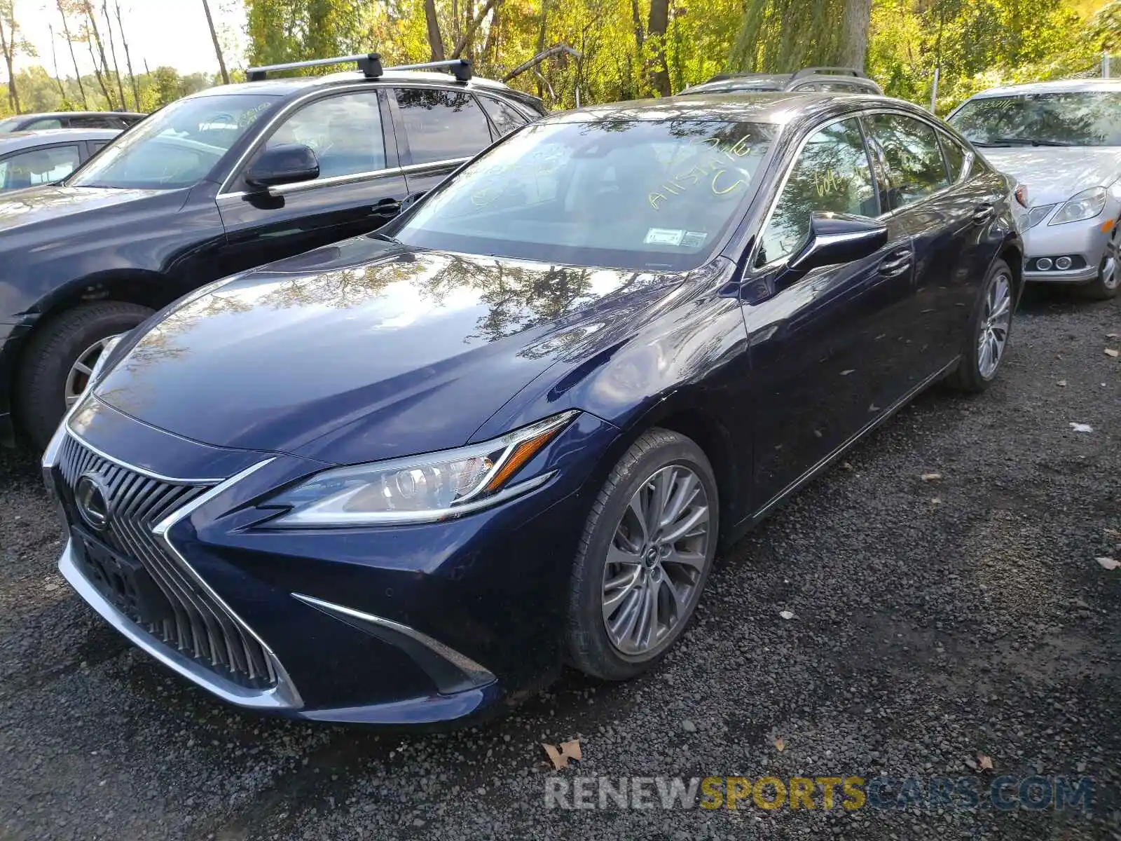 2 Photograph of a damaged car 58ABZ1B15KU036695 LEXUS ES350 2019