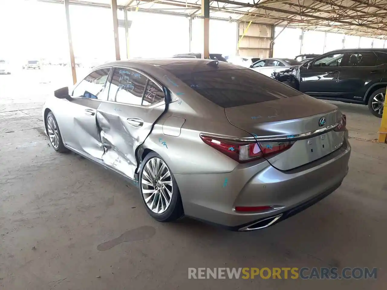 3 Photograph of a damaged car 58ABZ1B15KU037815 LEXUS ES350 2019