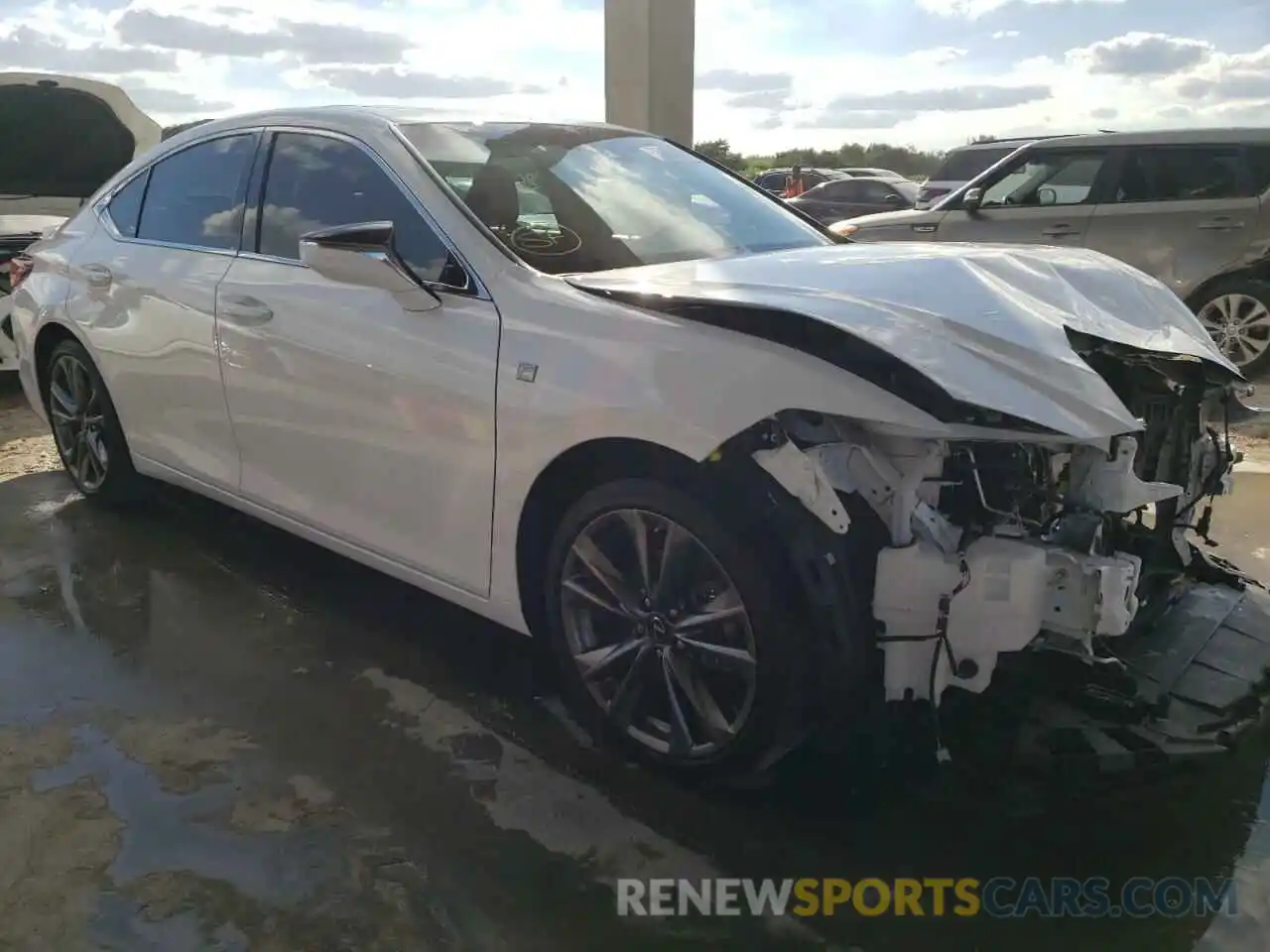 1 Photograph of a damaged car 58ABZ1B15KU040388 LEXUS ES350 2019