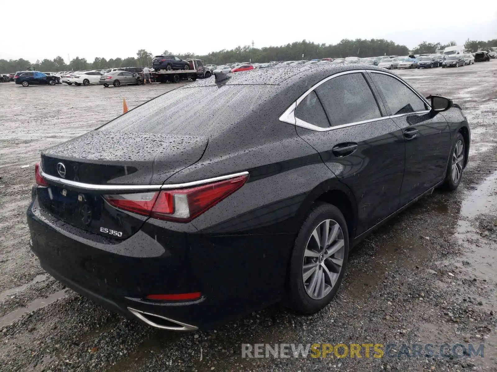 4 Photograph of a damaged car 58ABZ1B15KU040892 LEXUS ES350 2019