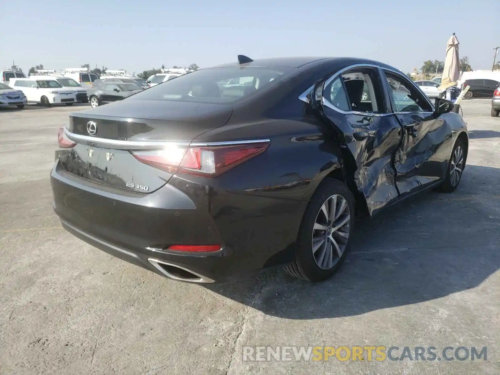 4 Photograph of a damaged car 58ABZ1B15KU043565 LEXUS ES350 2019