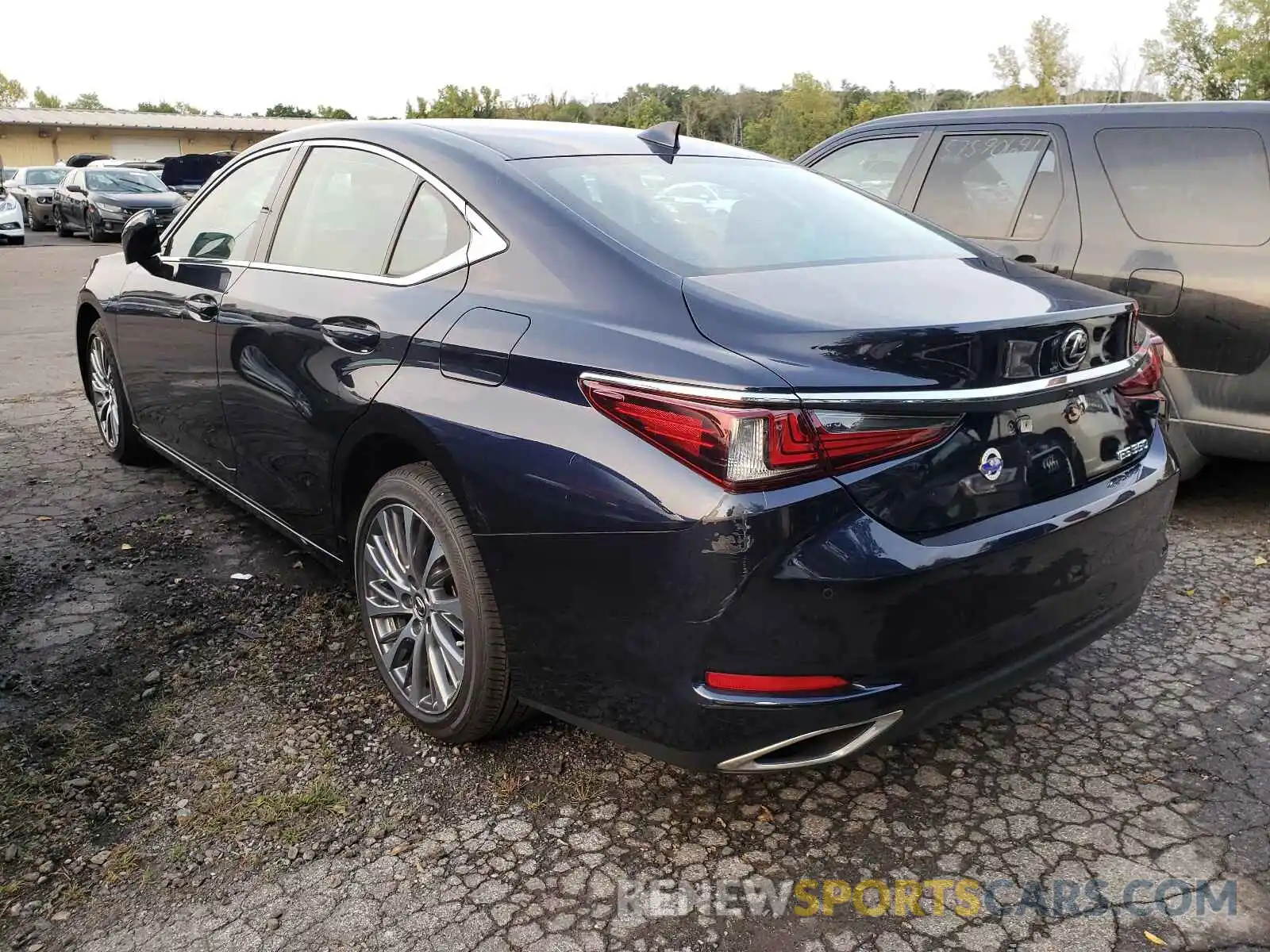 3 Photograph of a damaged car 58ABZ1B15KU043839 LEXUS ES350 2019