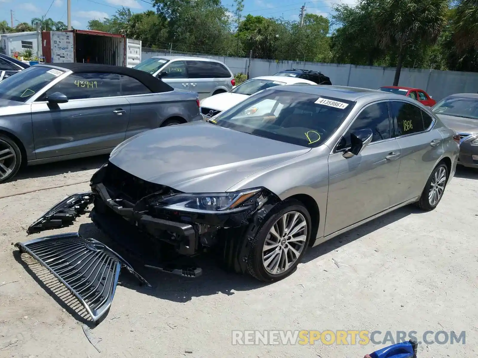 2 Photograph of a damaged car 58ABZ1B15KU048622 LEXUS ES350 2019