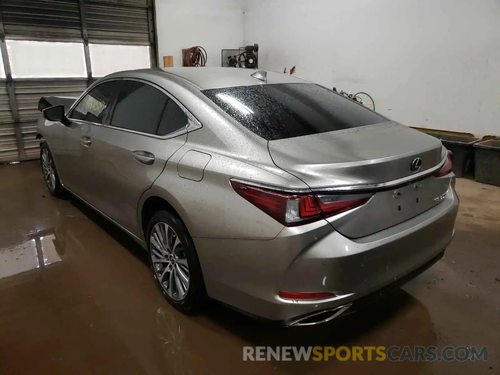 3 Фотография поврежденного автомобиля 58ABZ1B15KU050046 LEXUS ES350 2019