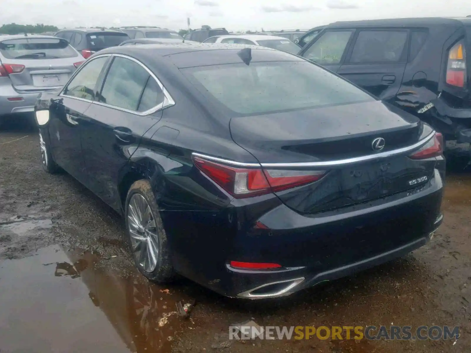 3 Photograph of a damaged car 58ABZ1B16KU006668 LEXUS ES350 2019