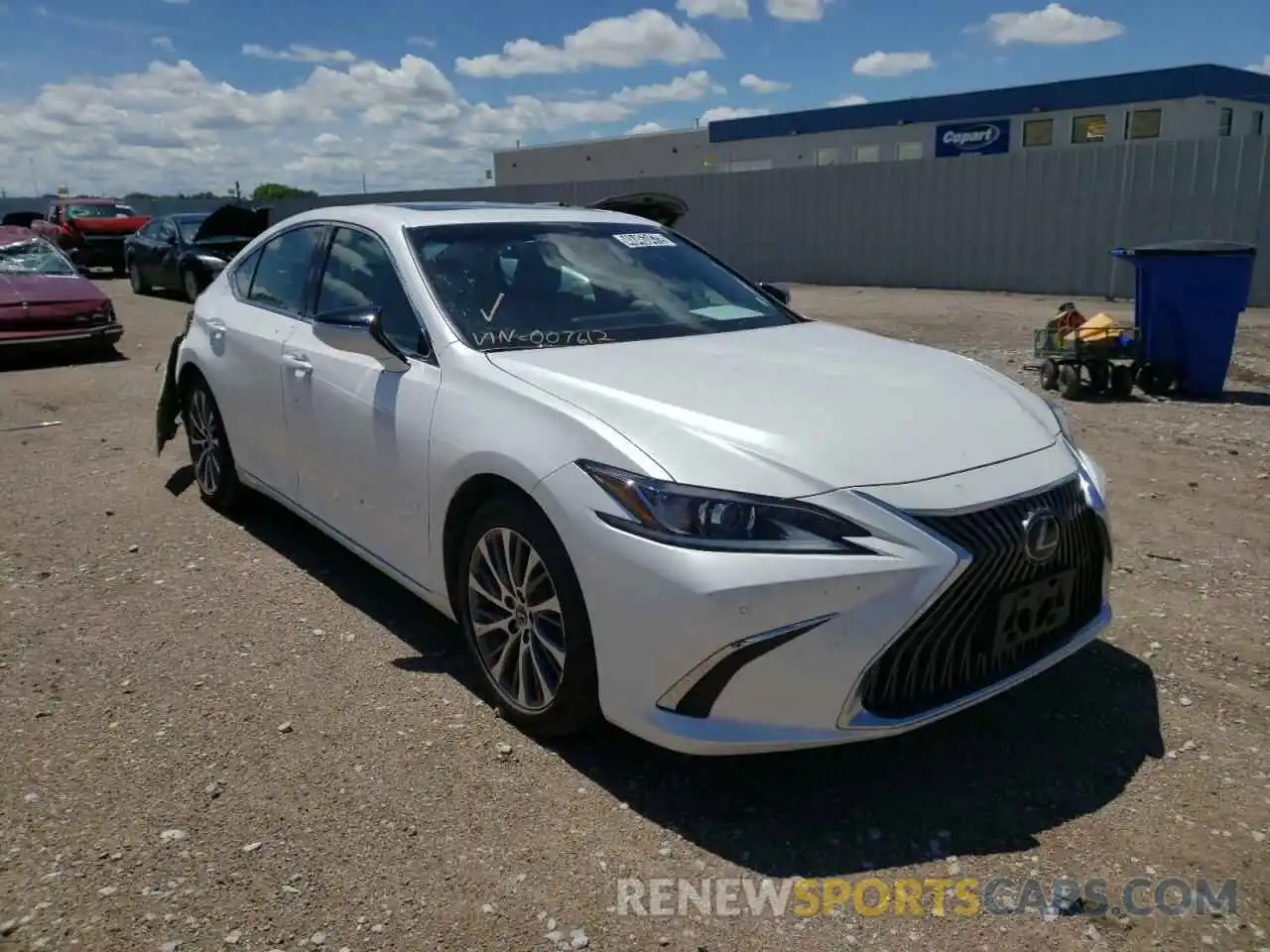 1 Photograph of a damaged car 58ABZ1B16KU007612 LEXUS ES350 2019