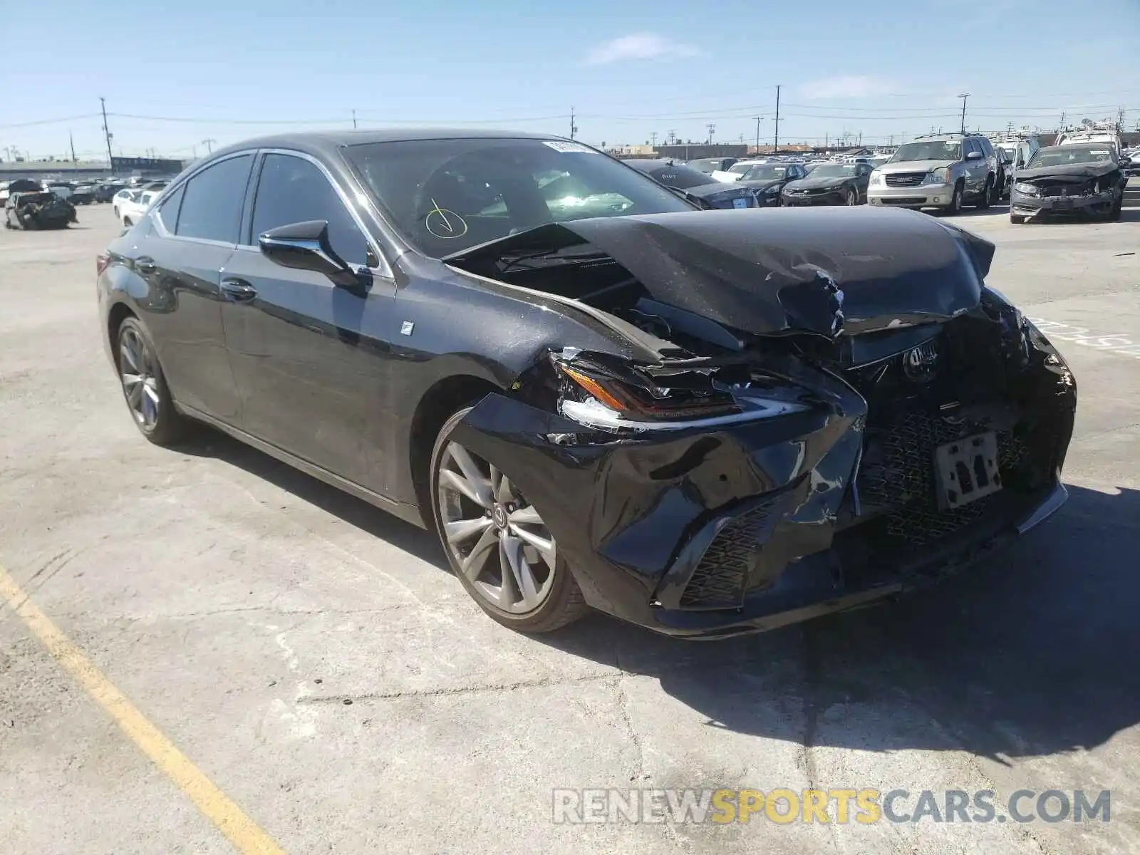 1 Photograph of a damaged car 58ABZ1B16KU009814 LEXUS ES350 2019