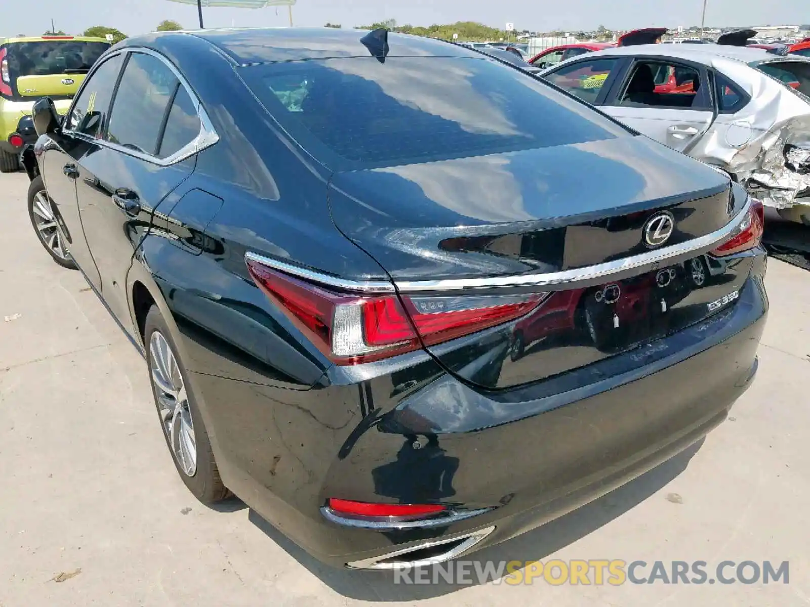 3 Photograph of a damaged car 58ABZ1B16KU013880 LEXUS ES350 2019