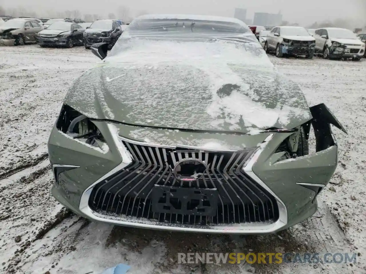 9 Photograph of a damaged car 58ABZ1B16KU015306 LEXUS ES350 2019