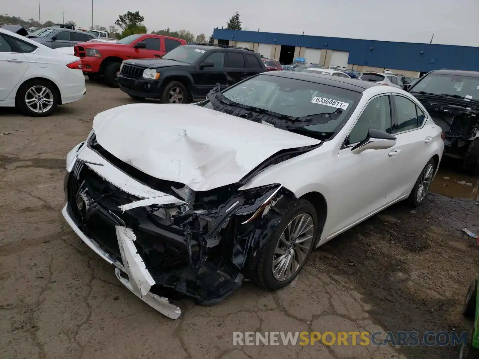 2 Photograph of a damaged car 58ABZ1B16KU016682 LEXUS ES350 2019