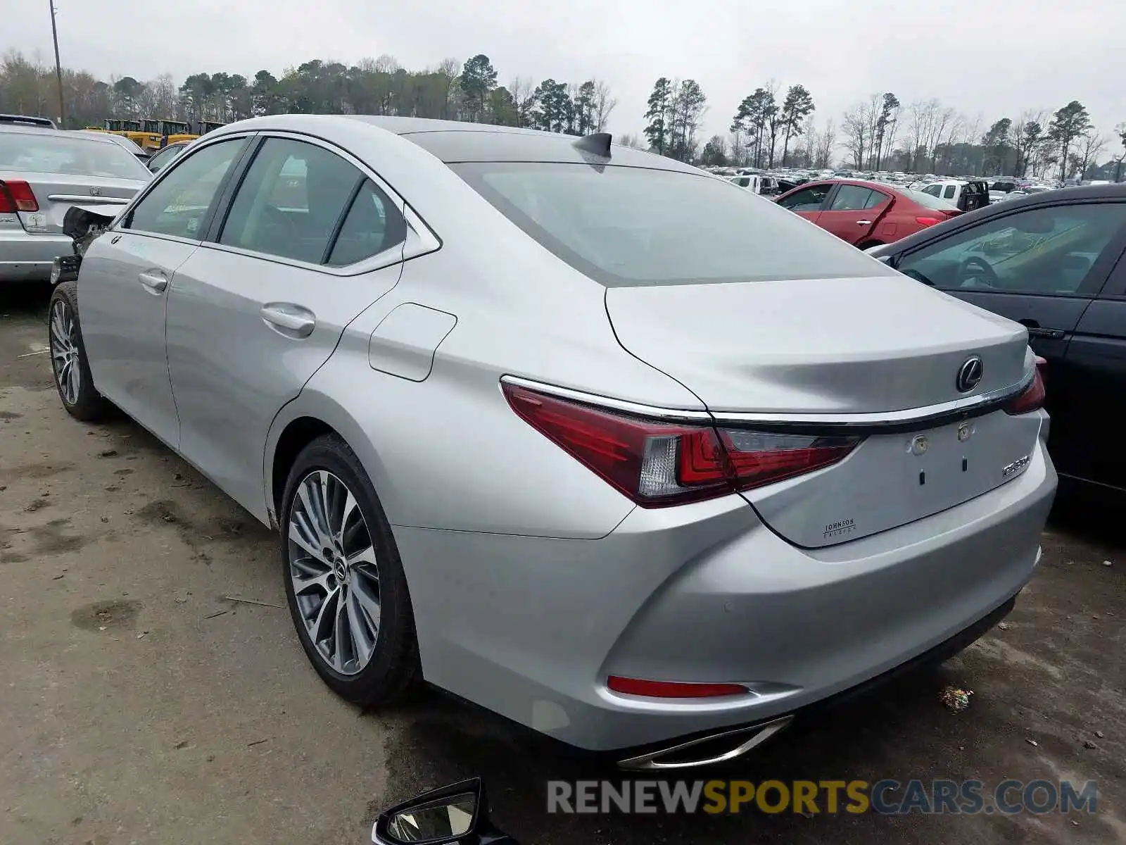 3 Photograph of a damaged car 58ABZ1B16KU020912 LEXUS ES350 2019