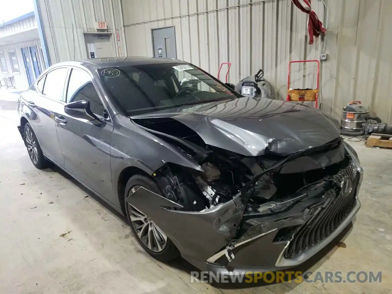 1 Photograph of a damaged car 58ABZ1B16KU021705 LEXUS ES350 2019