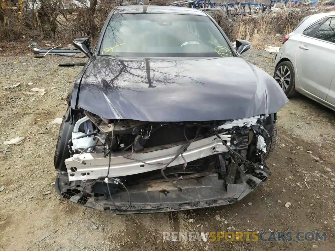 9 Photograph of a damaged car 58ABZ1B16KU026984 LEXUS ES350 2019