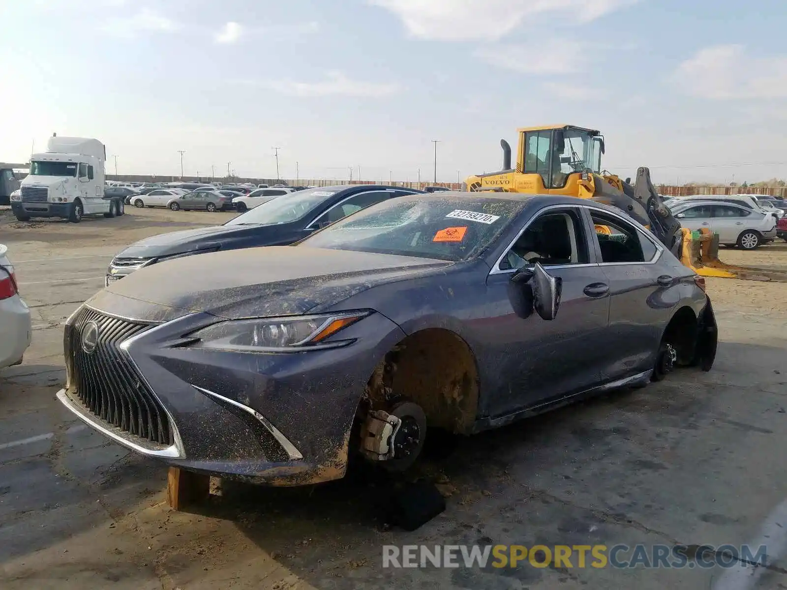 2 Photograph of a damaged car 58ABZ1B16KU029562 LEXUS ES350 2019