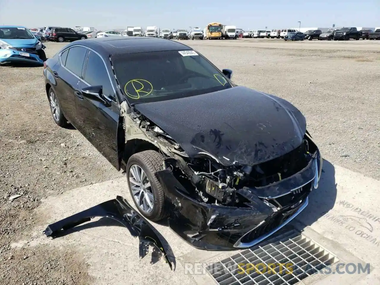 1 Photograph of a damaged car 58ABZ1B16KU030629 LEXUS ES350 2019