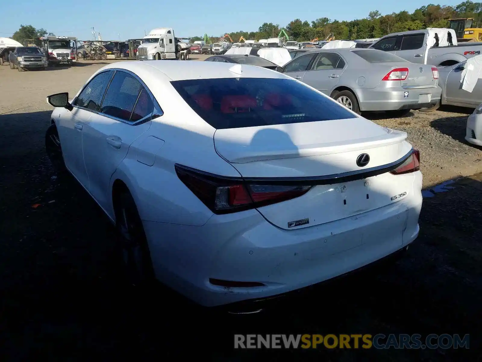 3 Photograph of a damaged car 58ABZ1B16KU032073 LEXUS ES350 2019