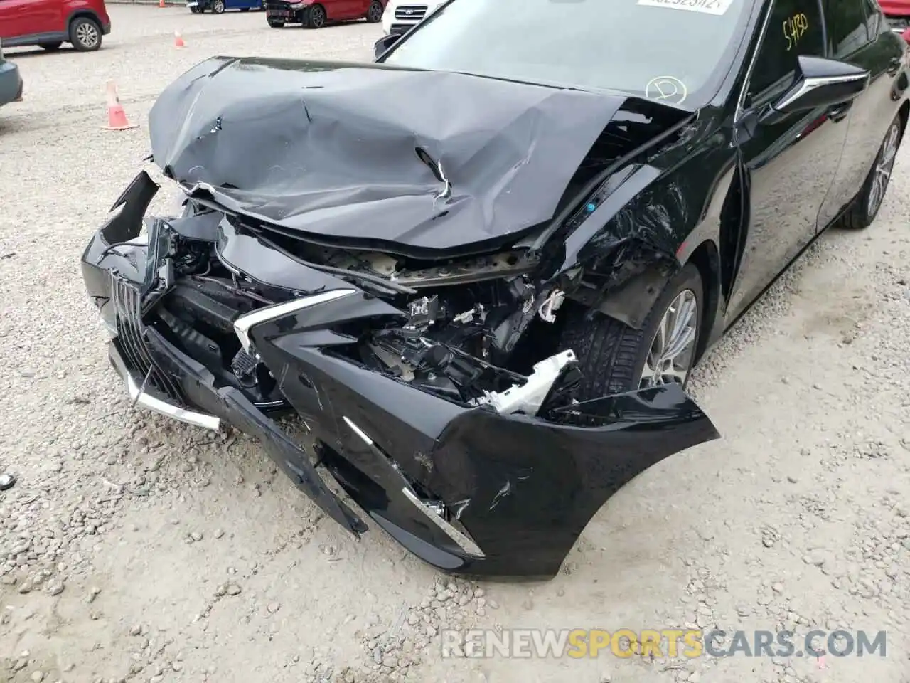 9 Photograph of a damaged car 58ABZ1B16KU034986 LEXUS ES350 2019