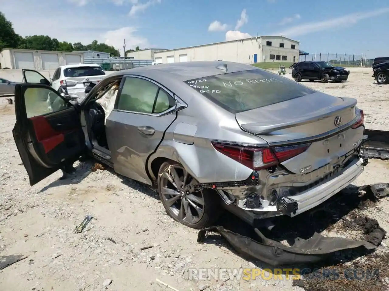 3 Photograph of a damaged car 58ABZ1B16KU049634 LEXUS ES350 2019