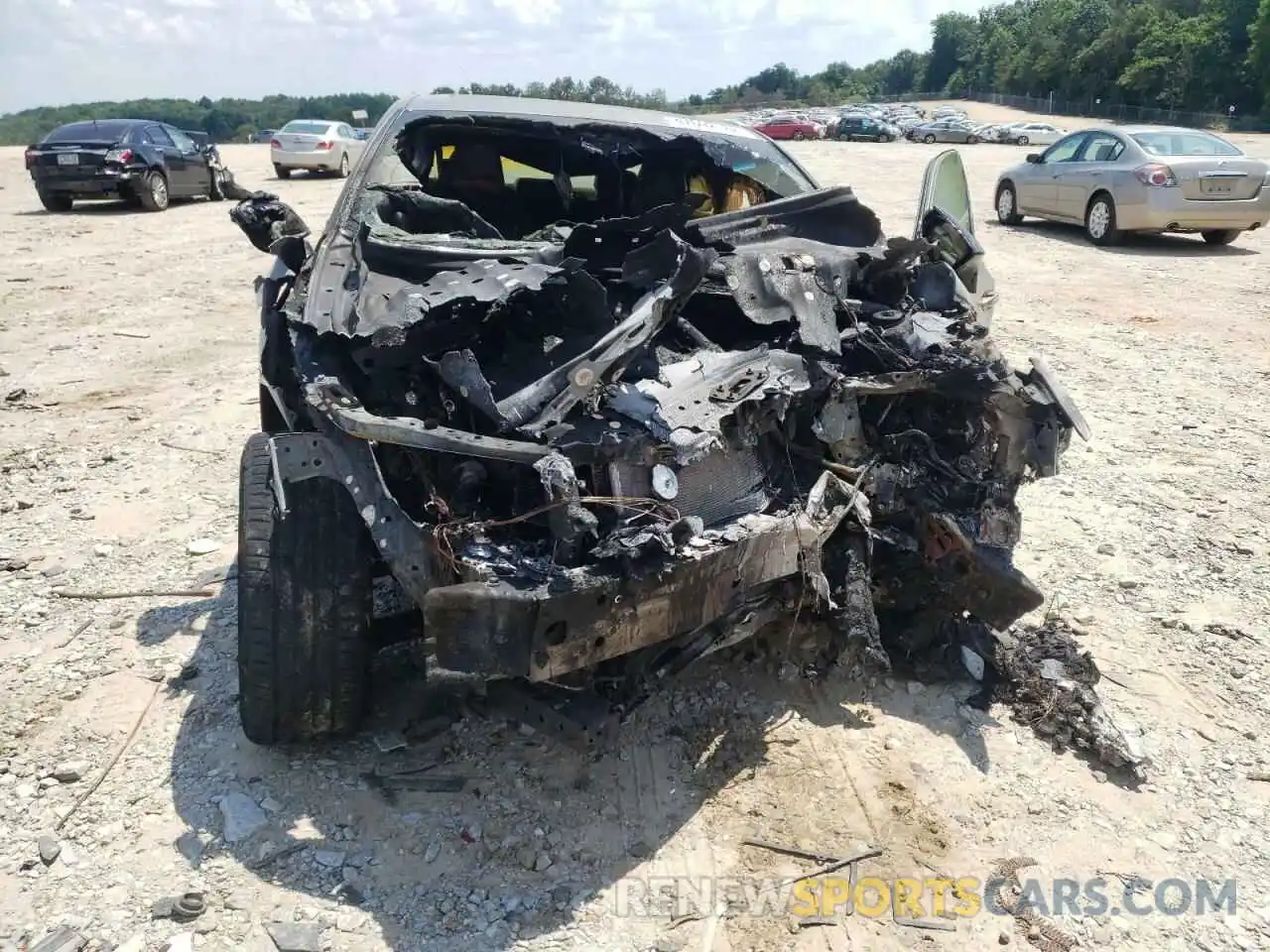 9 Photograph of a damaged car 58ABZ1B16KU049634 LEXUS ES350 2019