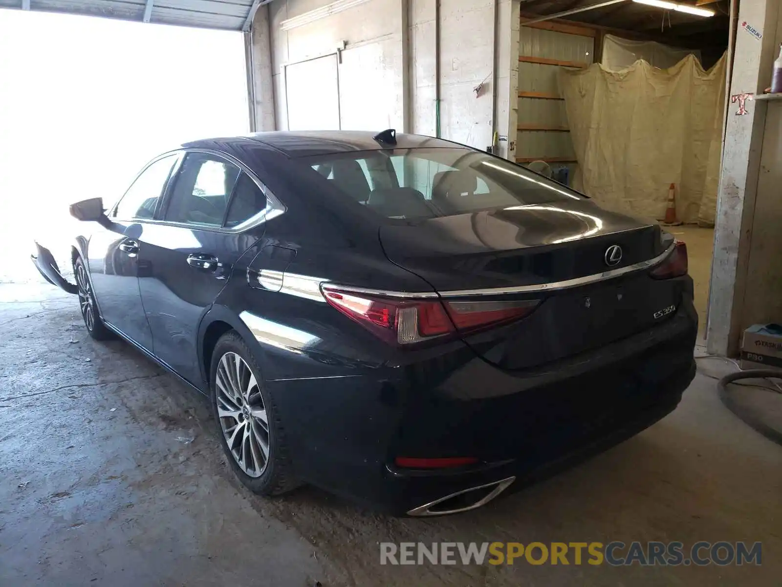 3 Photograph of a damaged car 58ABZ1B17KU006517 LEXUS ES350 2019