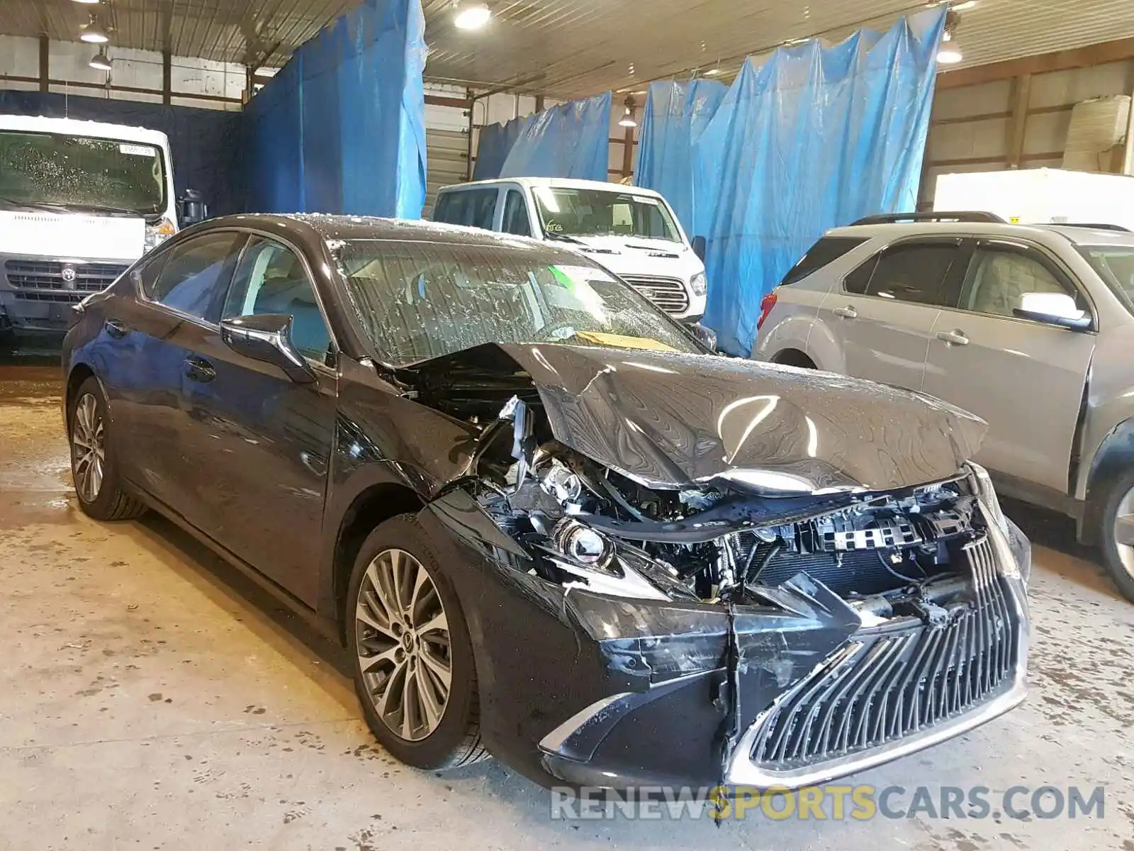 1 Photograph of a damaged car 58ABZ1B17KU008218 LEXUS ES350 2019