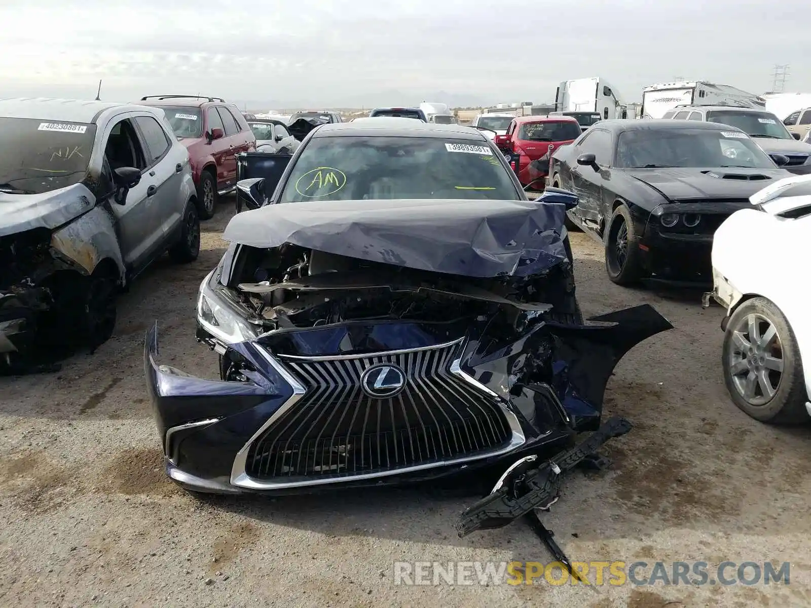 9 Photograph of a damaged car 58ABZ1B17KU025133 LEXUS ES350 2019