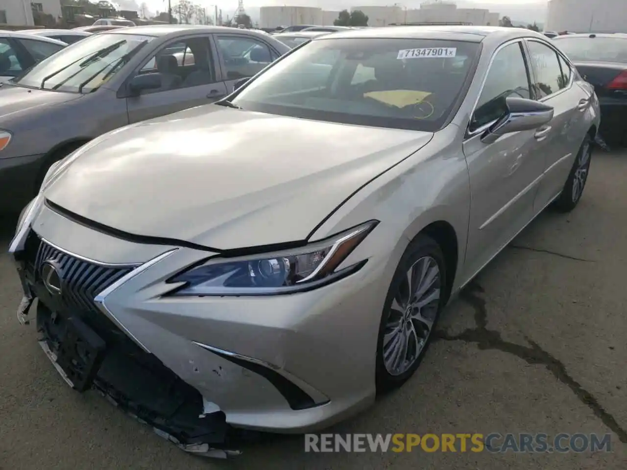 2 Photograph of a damaged car 58ABZ1B17KU028260 LEXUS ES350 2019