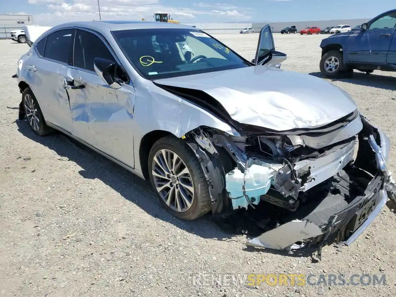 1 Photograph of a damaged car 58ABZ1B17KU035189 LEXUS ES350 2019