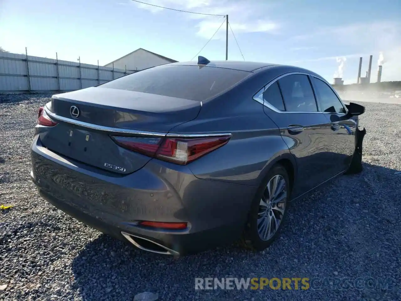 4 Photograph of a damaged car 58ABZ1B17KU035533 LEXUS ES350 2019