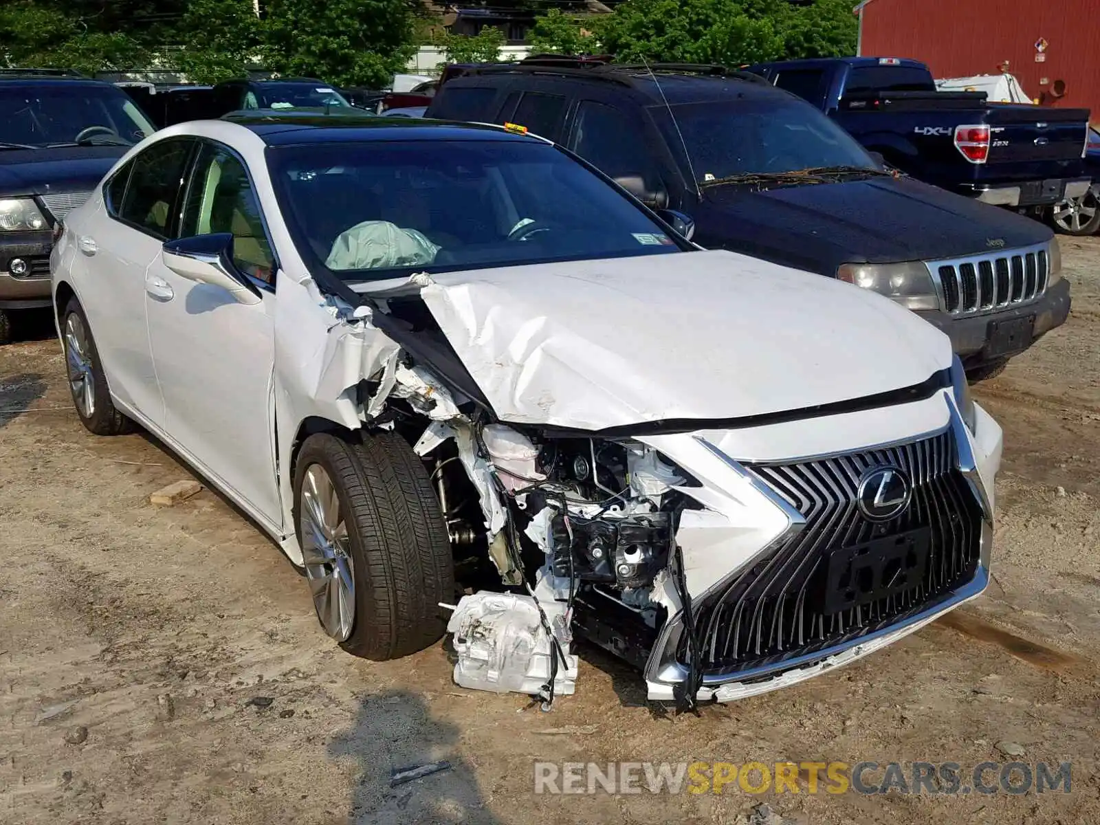 1 Photograph of a damaged car 58ABZ1B17KU035595 LEXUS ES350 2019