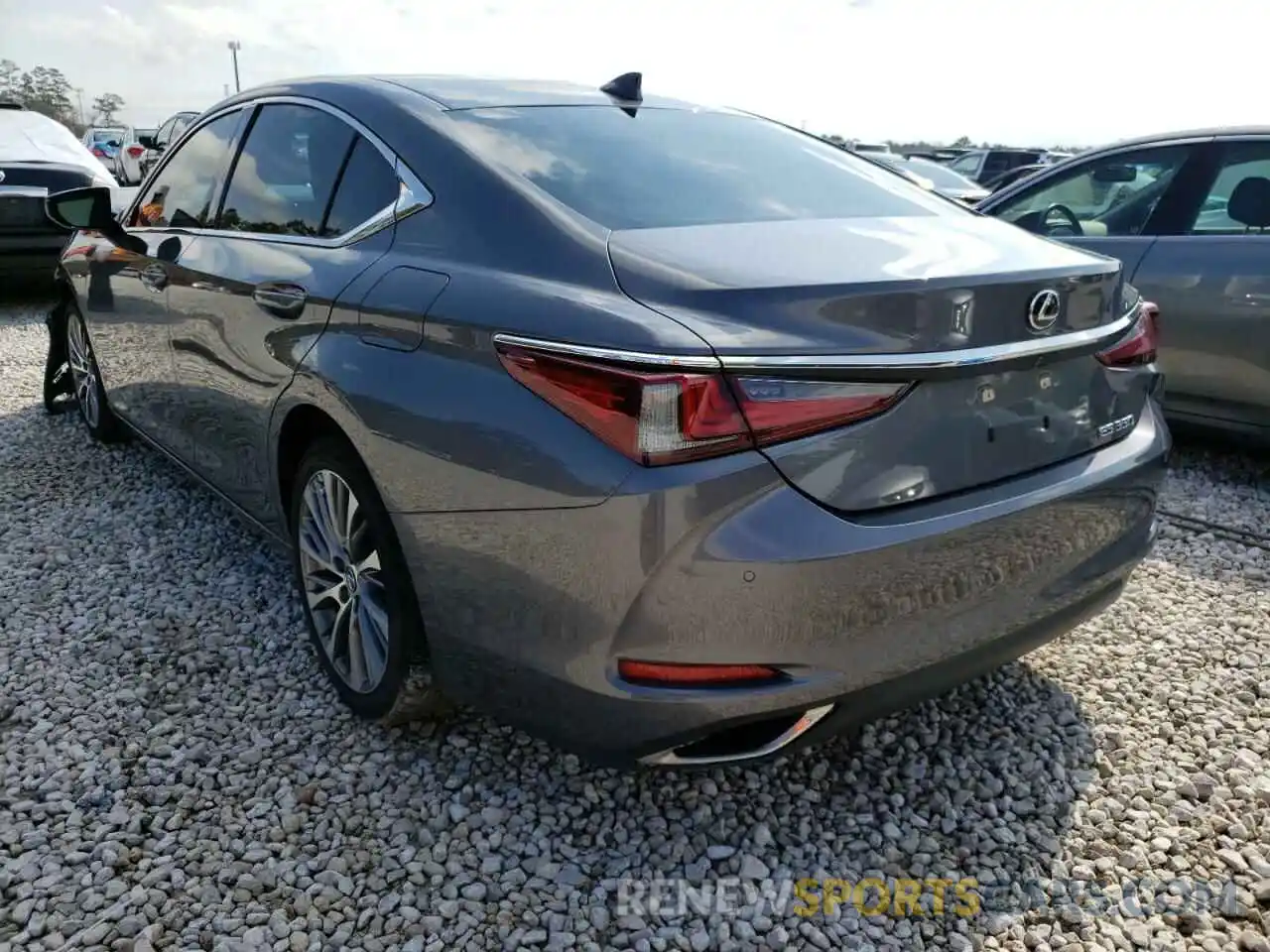 3 Photograph of a damaged car 58ABZ1B17KU039310 LEXUS ES350 2019