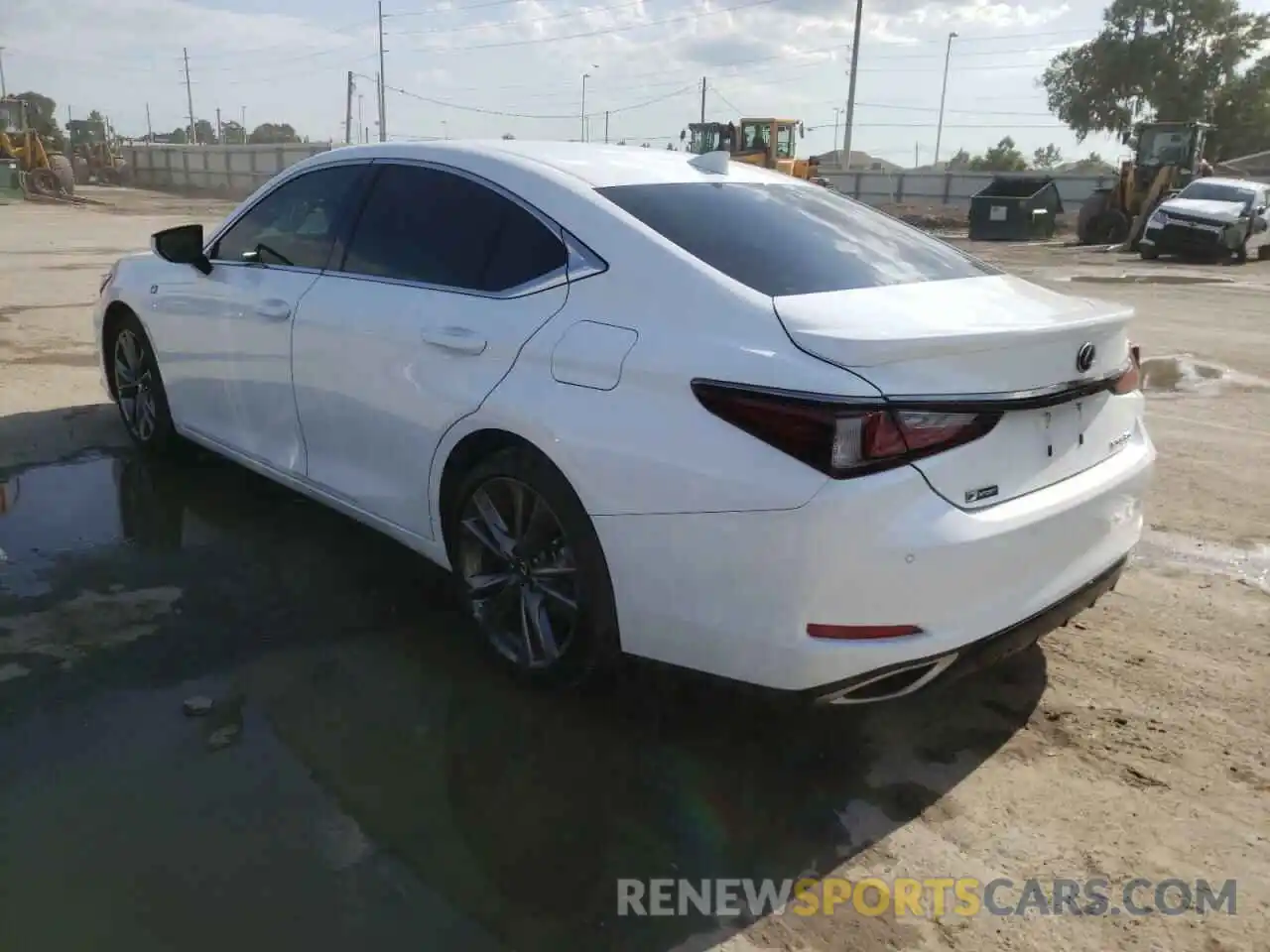 3 Photograph of a damaged car 58ABZ1B17KU042465 LEXUS ES350 2019