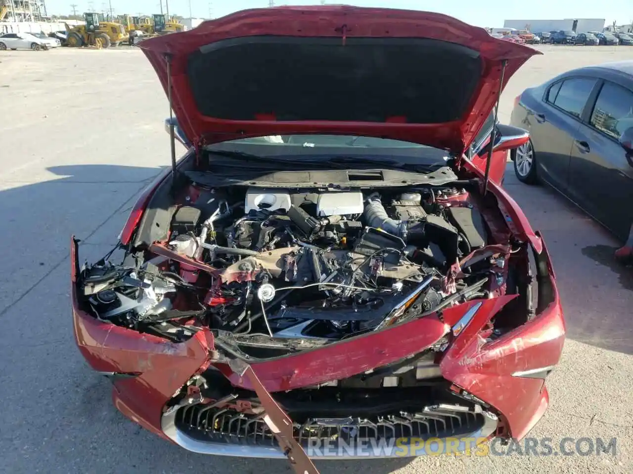 7 Photograph of a damaged car 58ABZ1B17KU043714 LEXUS ES350 2019