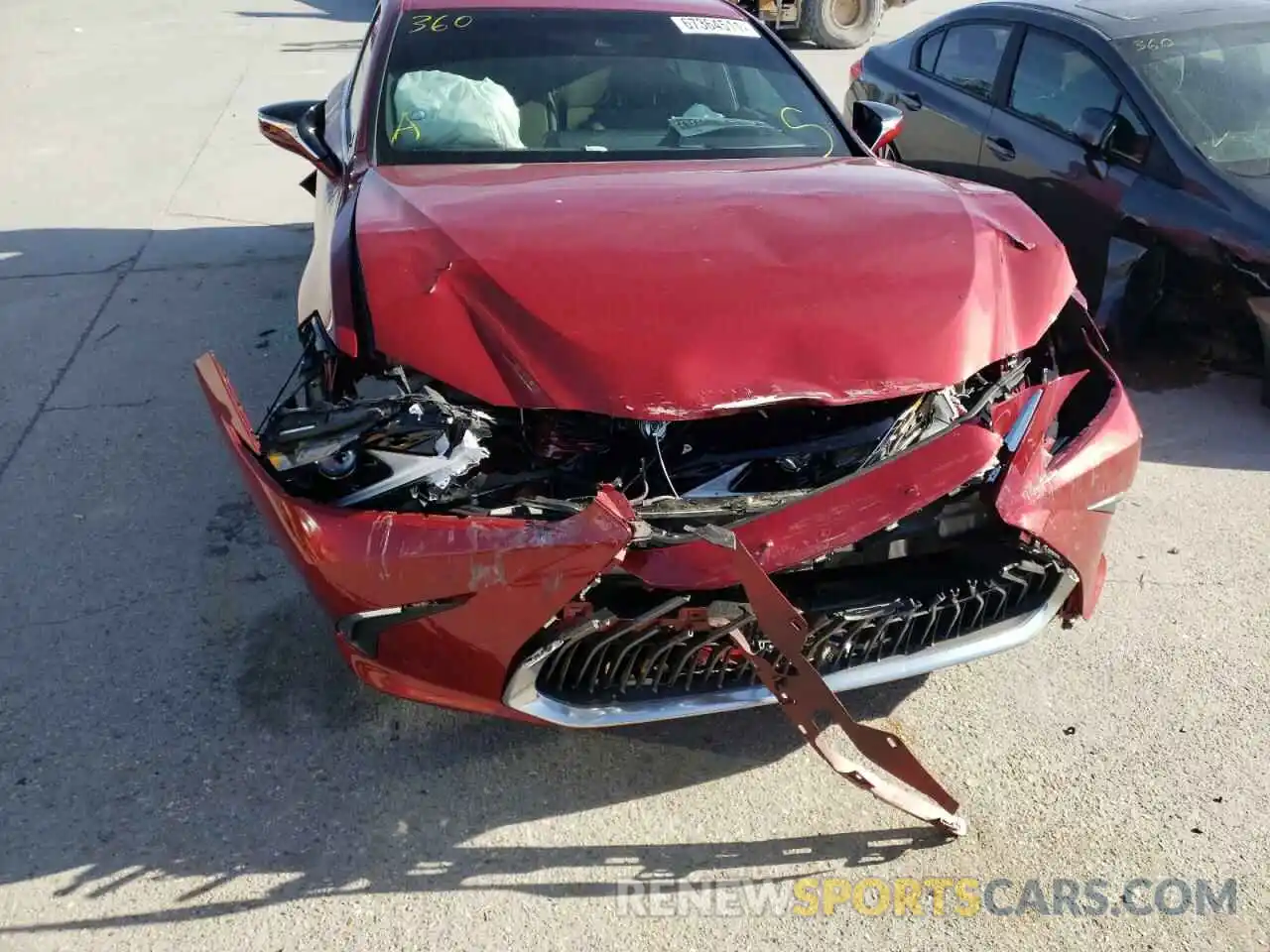 9 Photograph of a damaged car 58ABZ1B17KU043714 LEXUS ES350 2019