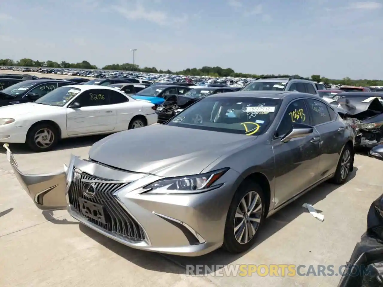 2 Photograph of a damaged car 58ABZ1B17KU044006 LEXUS ES350 2019