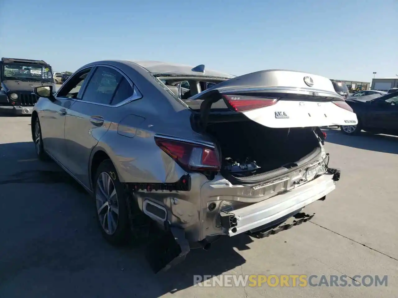 3 Photograph of a damaged car 58ABZ1B17KU044006 LEXUS ES350 2019