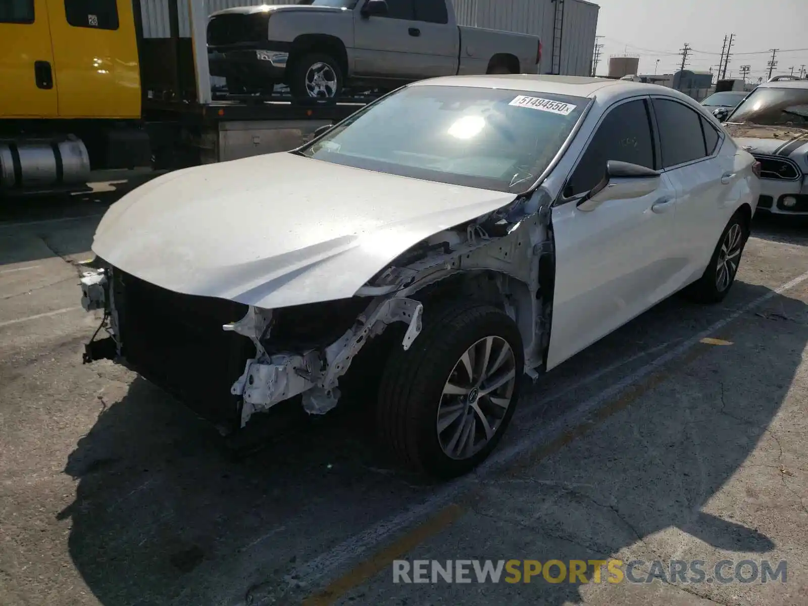 2 Photograph of a damaged car 58ABZ1B17KU049738 LEXUS ES350 2019