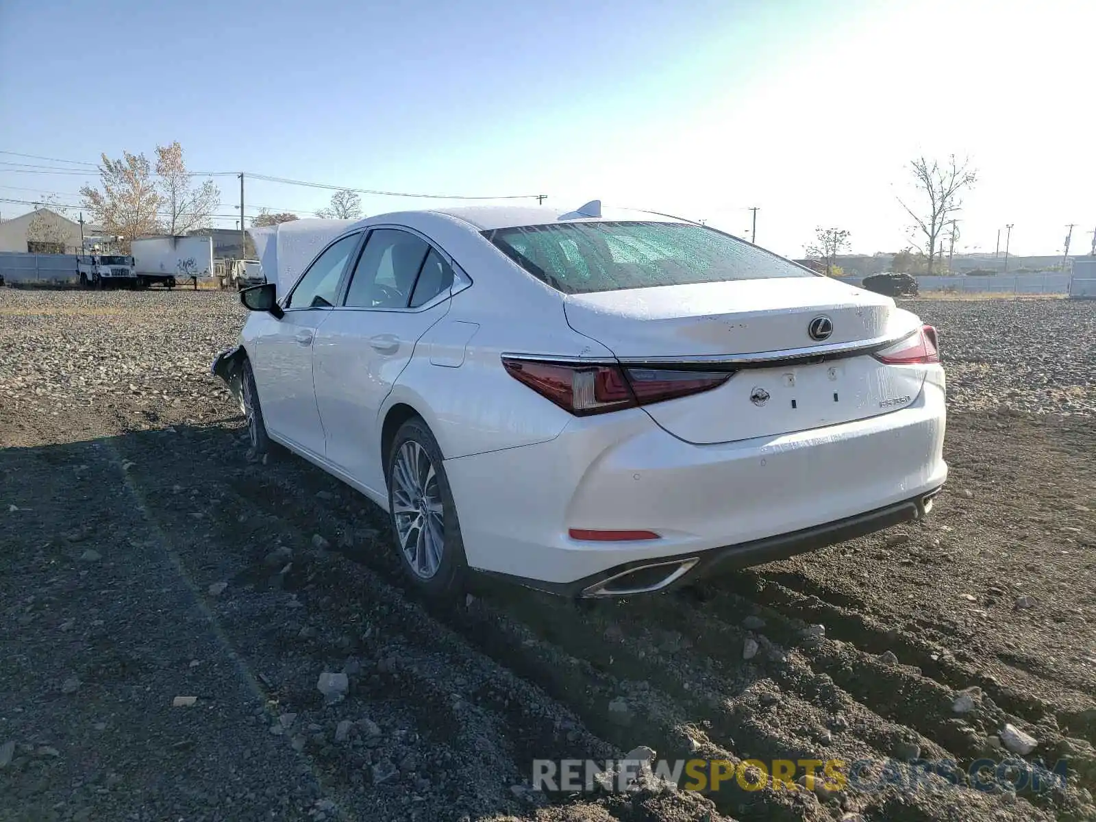 3 Photograph of a damaged car 58ABZ1B17KU051165 LEXUS ES350 2019