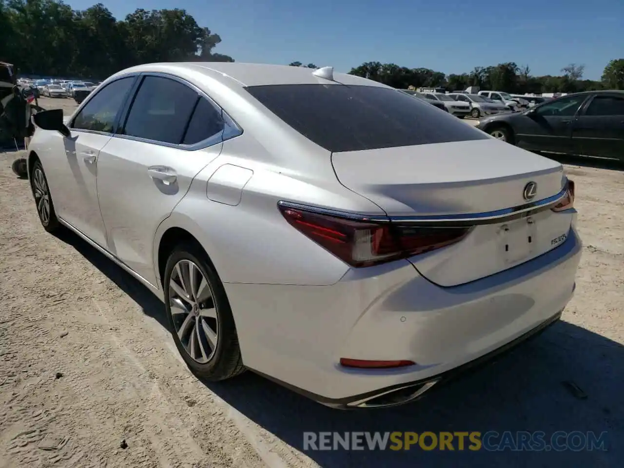 3 Photograph of a damaged car 58ABZ1B18KU007577 LEXUS ES350 2019