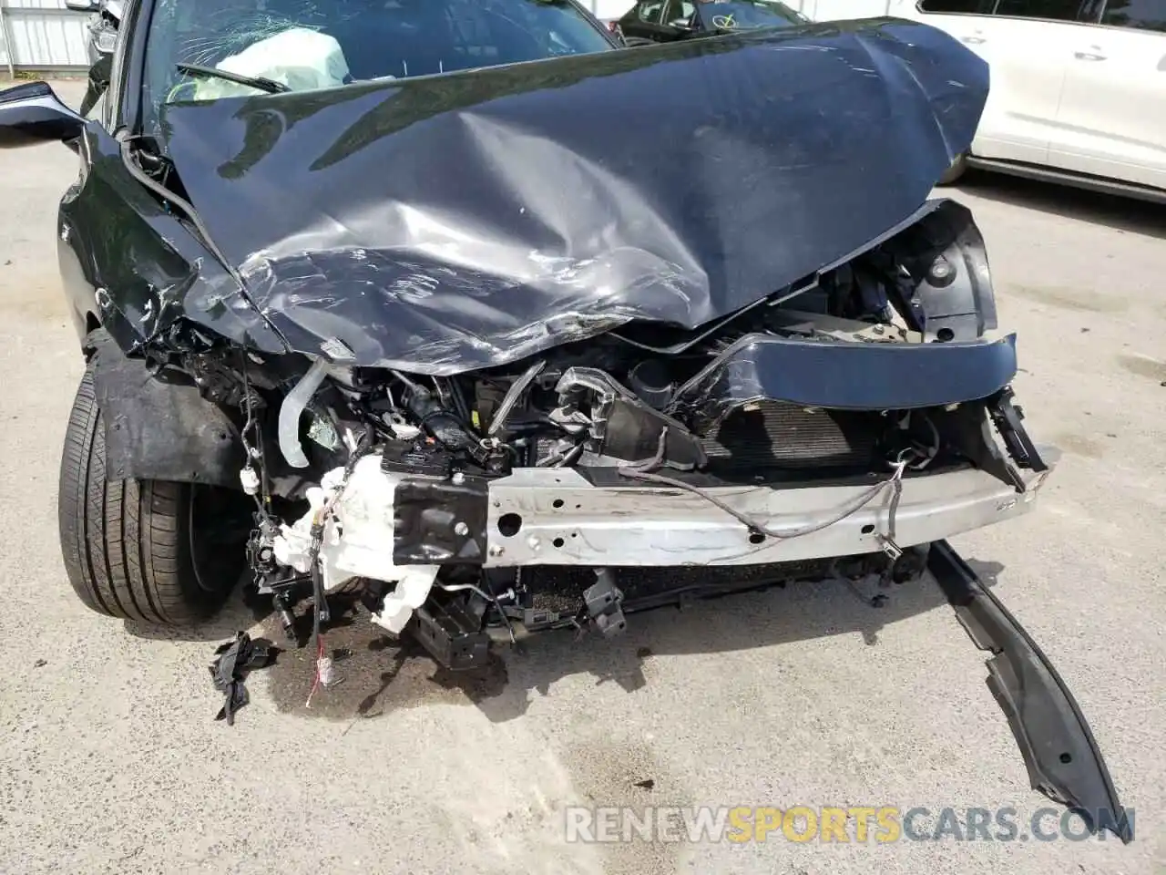 9 Photograph of a damaged car 58ABZ1B18KU007661 LEXUS ES350 2019